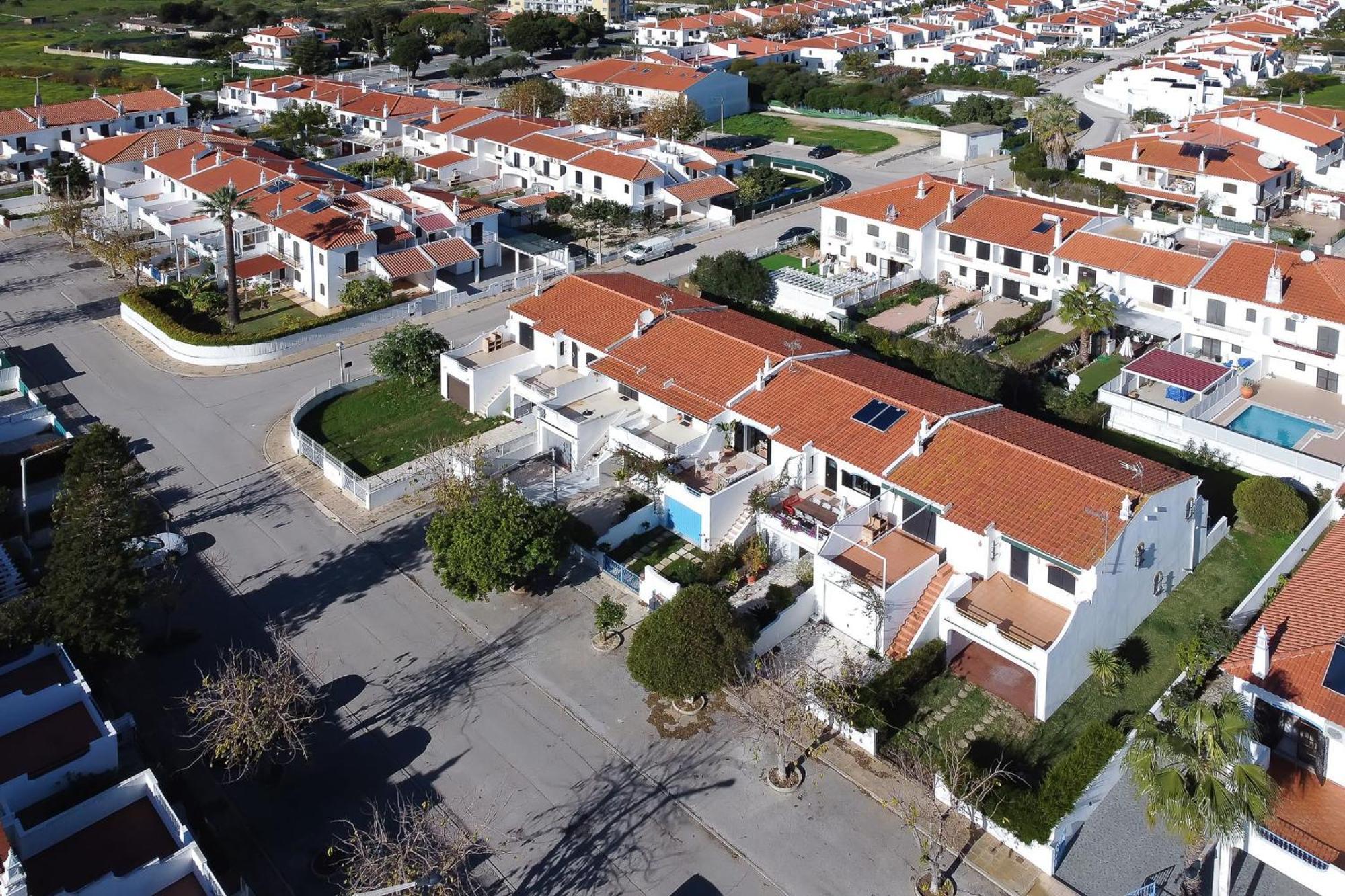 Vila Ramalhete W/ 3 Bdr & Balcony By Lovelystay Altura Exterior photo