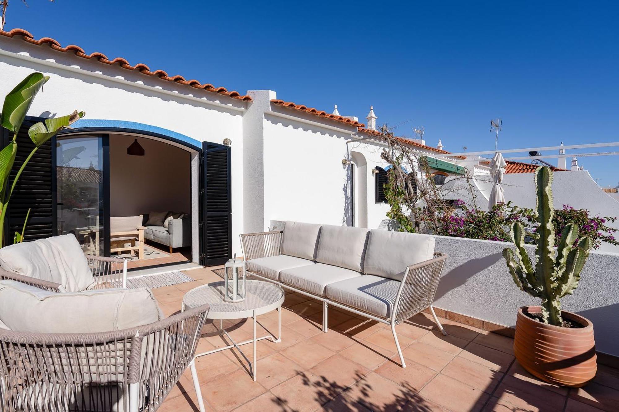 Vila Ramalhete W/ 3 Bdr & Balcony By Lovelystay Altura Exterior photo